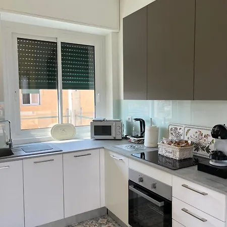 Testa Tra Le Nuvole Novi Ligure