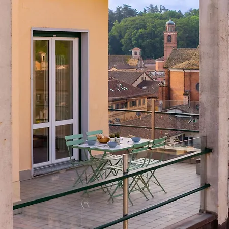 公寓 Testa Tra Le Nuvole - Attico Con Terrazza Panoramica In Centro *