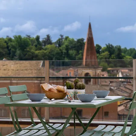 Testa Tra Le Nuvole - Attico Con Terrazza Panoramica In Centro Daire